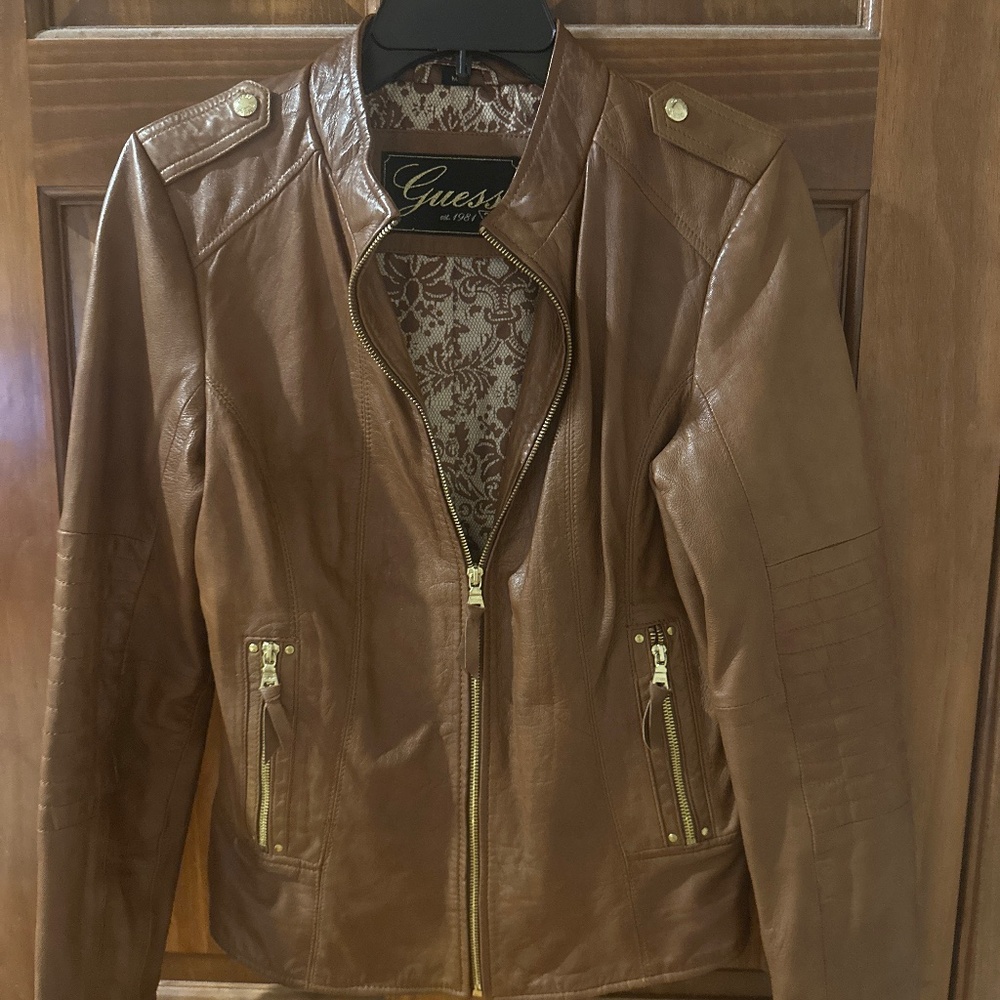 Women’s leather jacket
